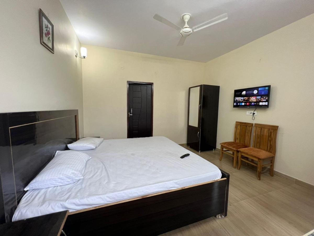 100 Stairs Holiday Home Mussoorie Eksteriør billede