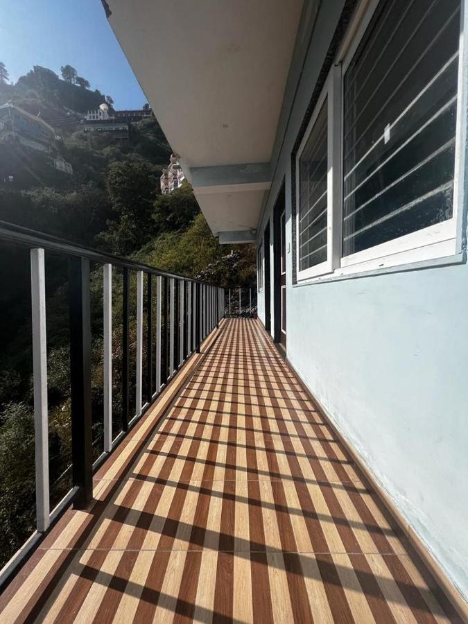100 Stairs Holiday Home Mussoorie Eksteriør billede