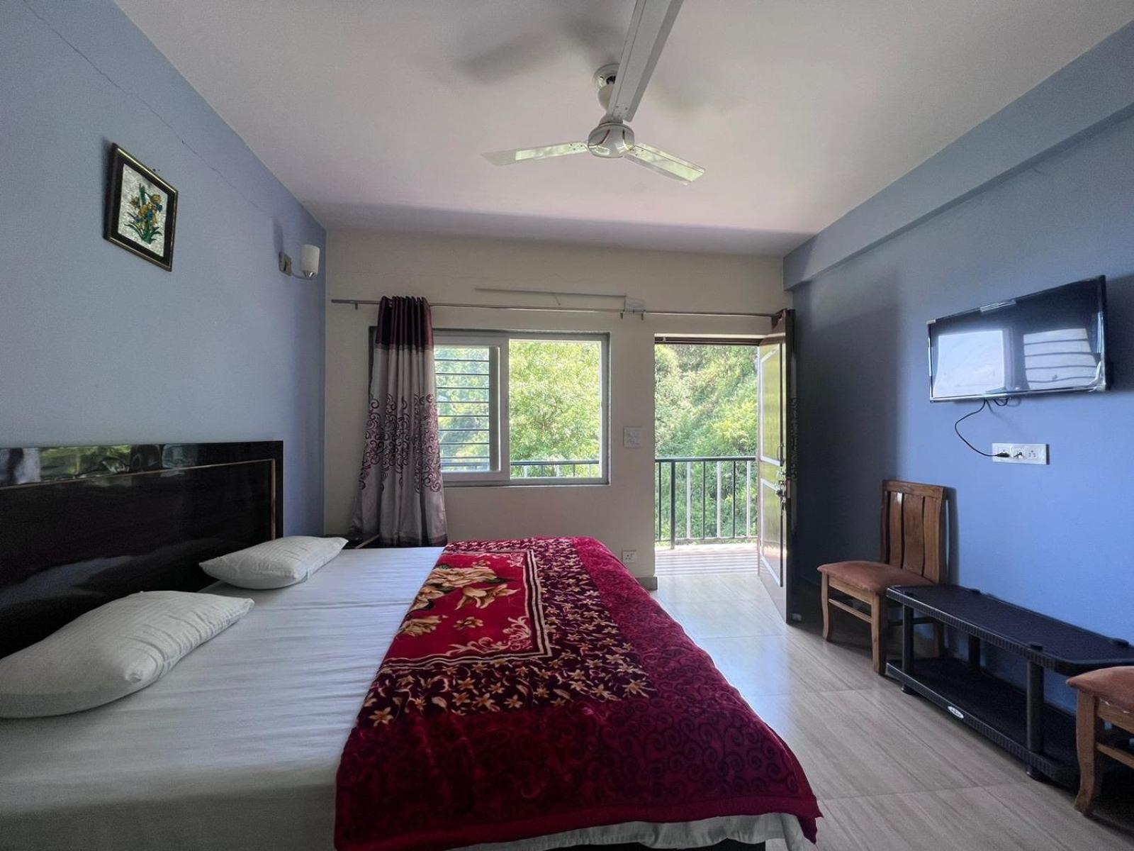 100 Stairs Holiday Home Mussoorie Eksteriør billede
